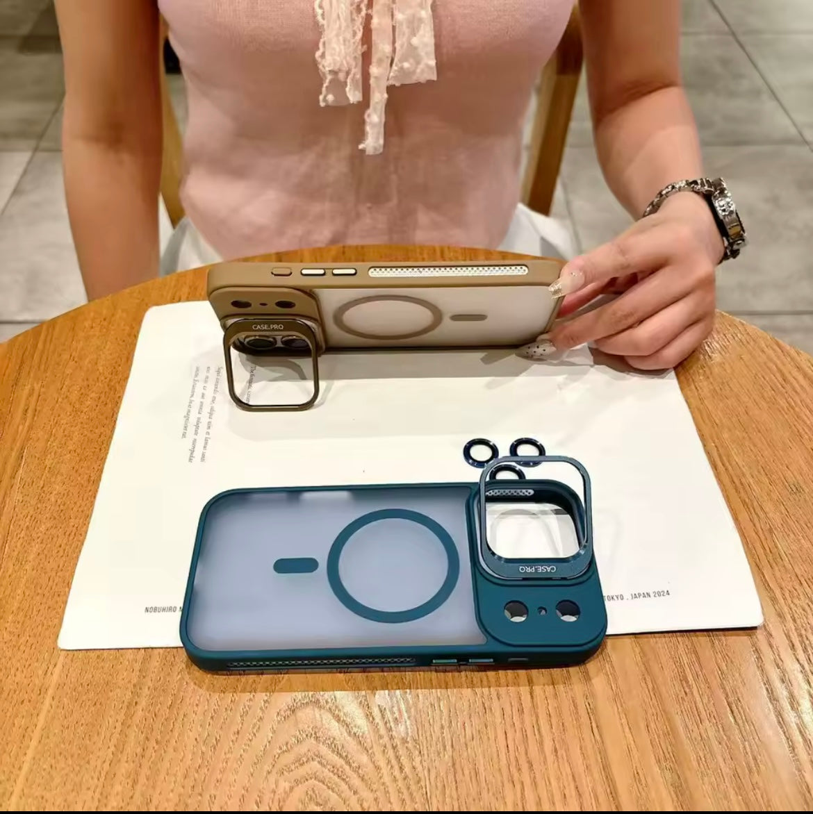iPhone 17 Pro Max MagSafe Case – Transparent with Camera Lens Cover