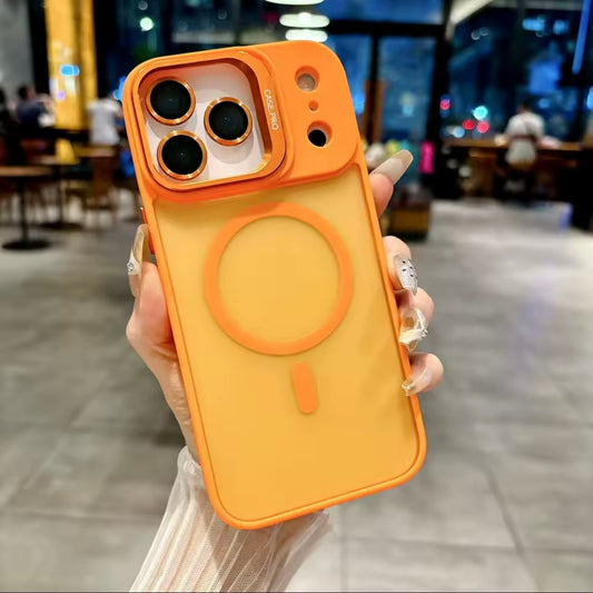 iPhone 17 Pro Max MagSafe Case – Transparent with Camera Lens Cover